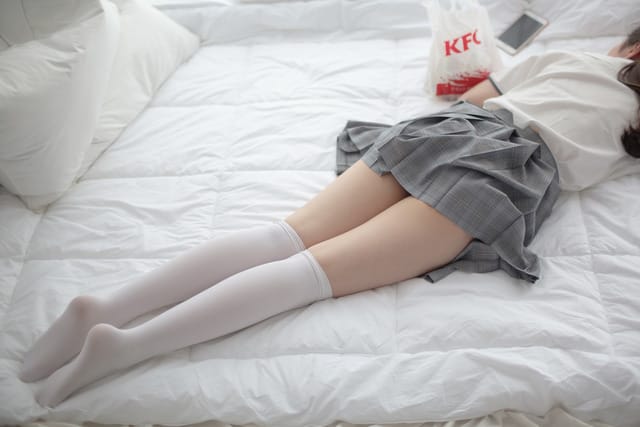 森萝财团 – R15-009 床上JK白丝[84P402M]-2