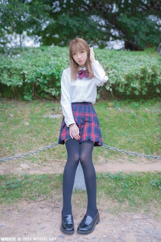 [喵糖映画]VOL.388 户外黑丝至服 [38P/108MB]-1